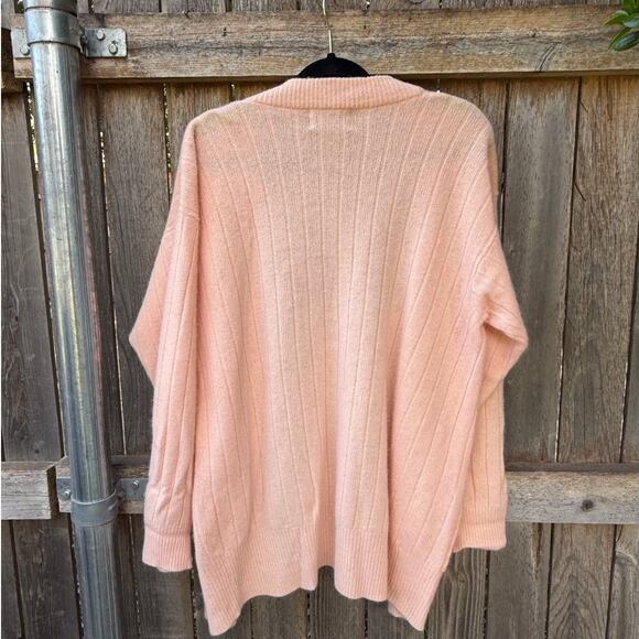 VTG lambswool angora pink soft fluffy cardigan SWEATER medium AMI collections - Picture 2 of 3